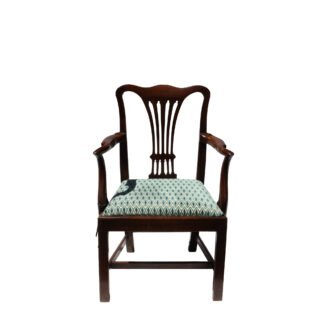 Georgian Mahogany Armchair with drop seat
