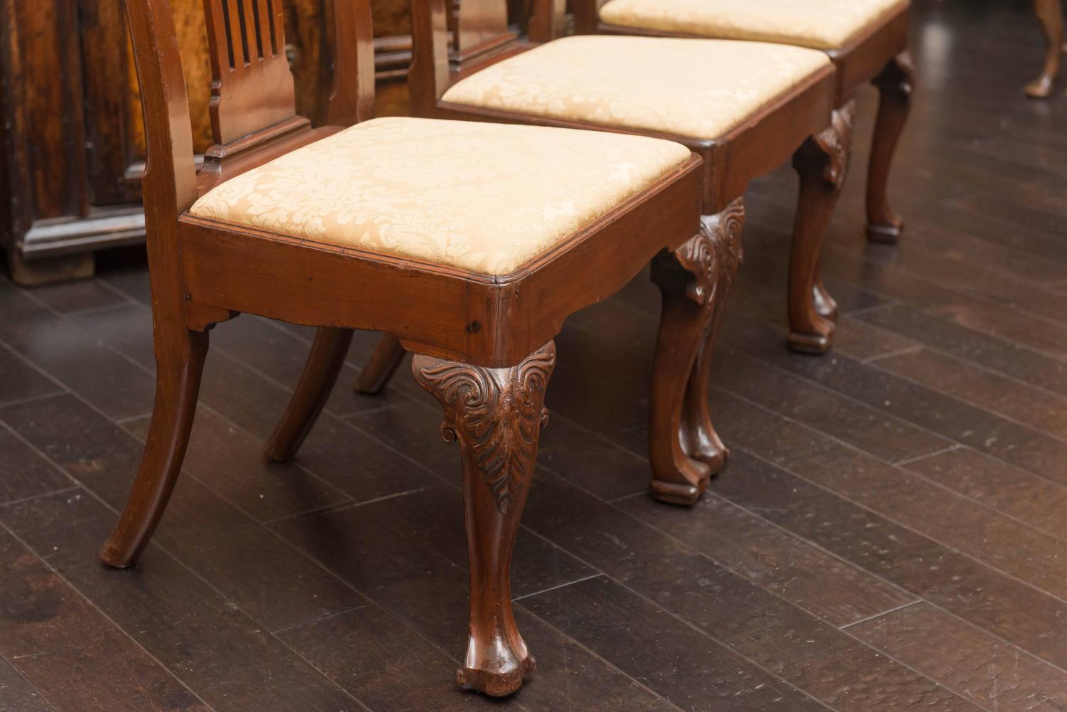 Extraordinary Set of Six Large Scale Period Irish Chippendale Side Chairs, circa 1740