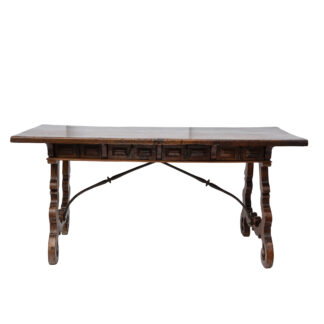 Spanish Baroque Walnut Trestle Writing Table, Spain circa 1680