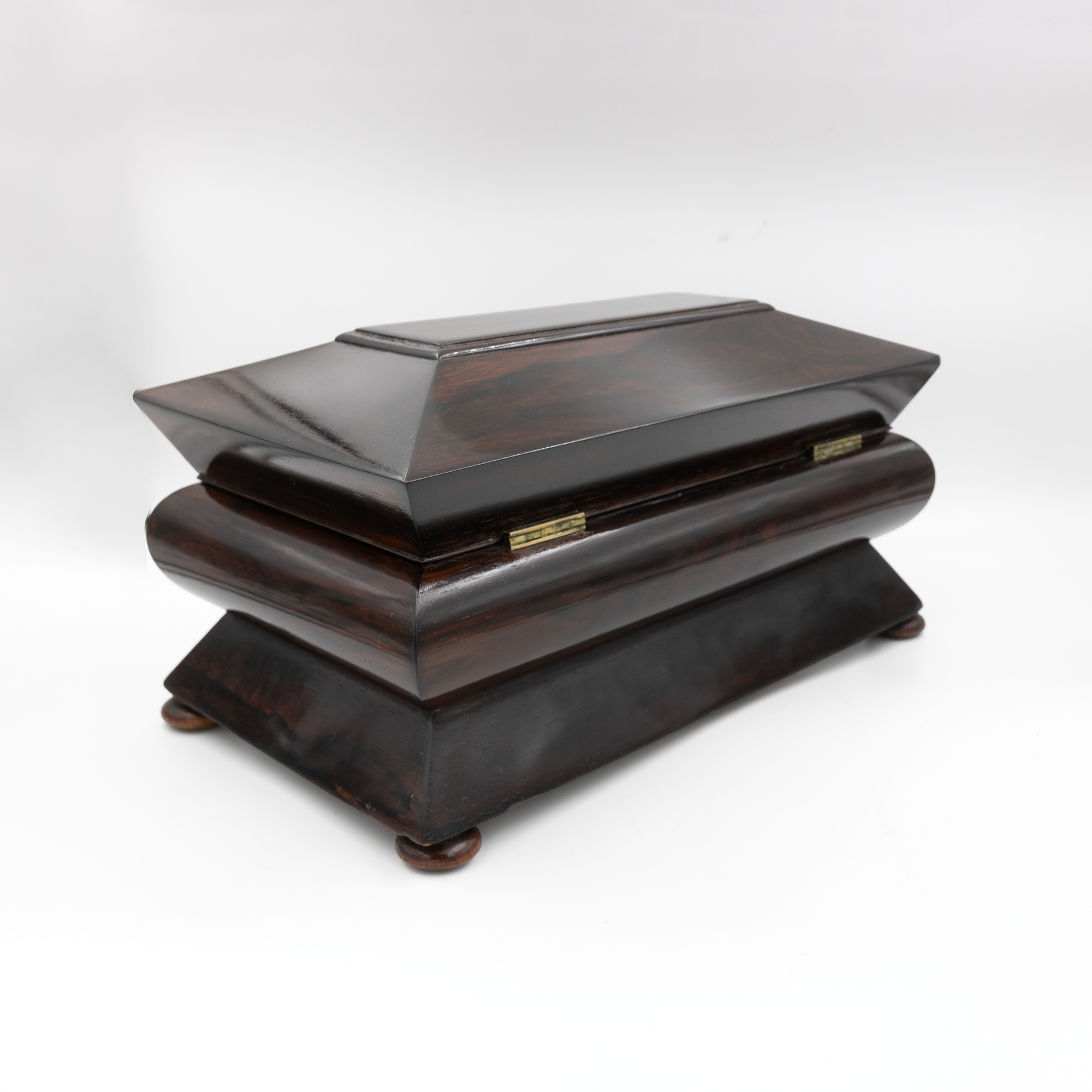 William IV rosewood box, three-quarter rear view