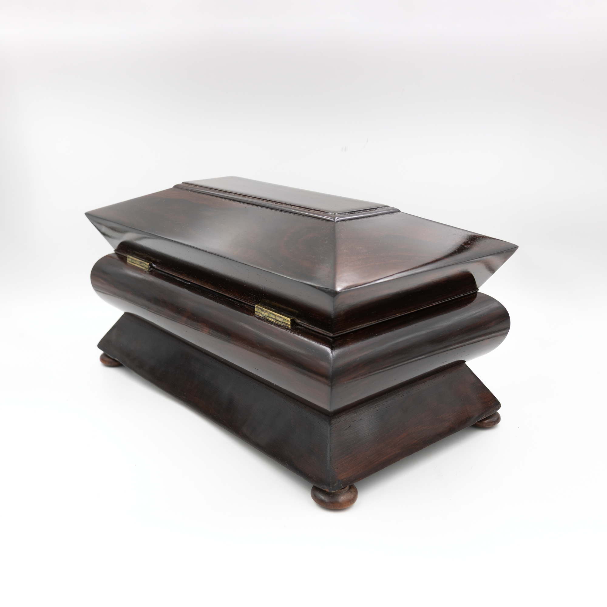 William IV rosewood box, three-quarter left rear view