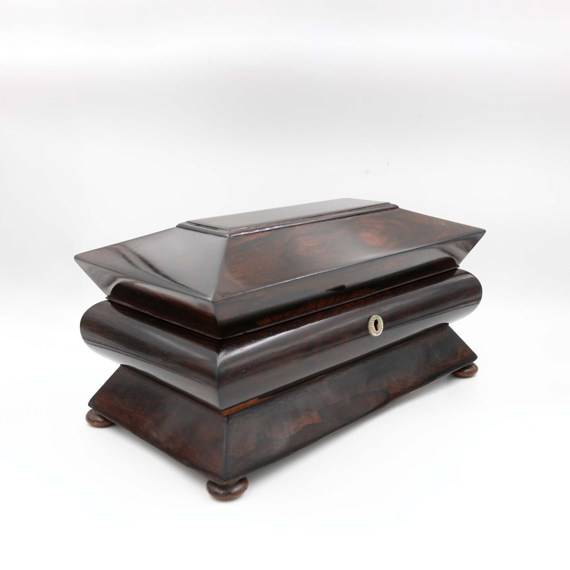 William IV rosewood box, three-quarter left front view