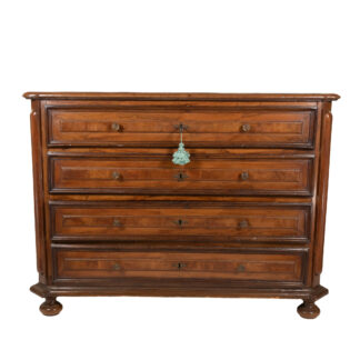 Early 18th-century Italian walnut commode, front view, background removed.