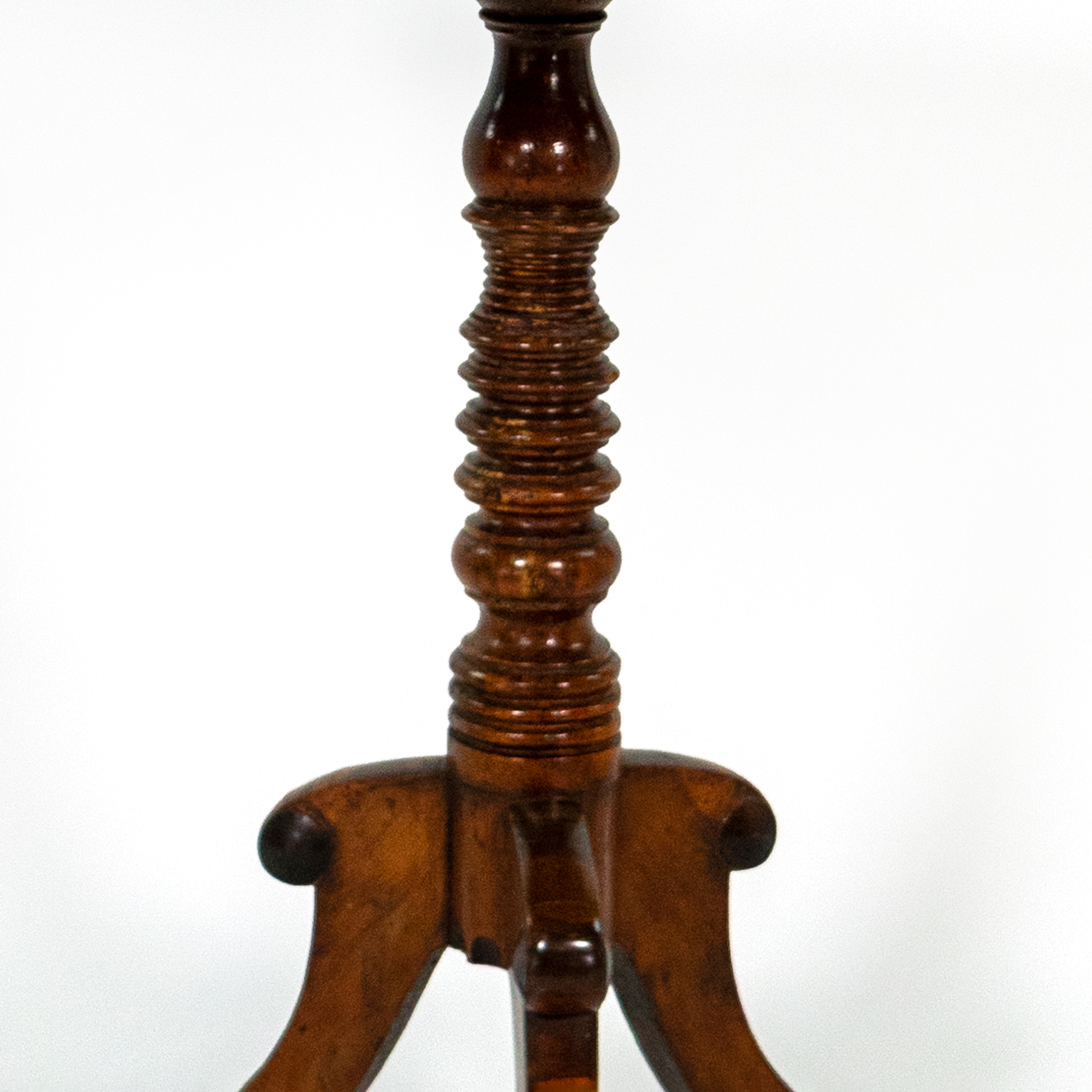 Ring-turned pedestal of an English Regency games table, circa 1830